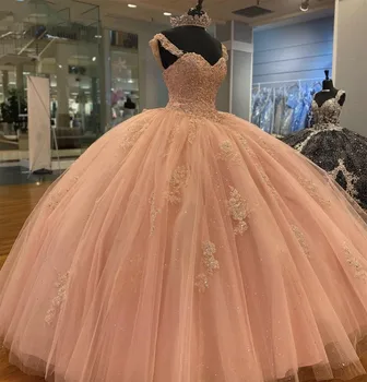 Sweet Coral 16 Quinceaners Платья Блестящее кружево Crystal Princess Ball Gpwn Выпускные платья Винтаж Vestido De 15 Anos Birthday