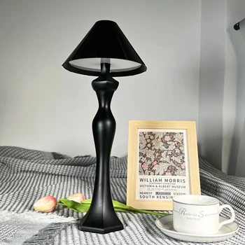 минималистичный кабинет спальня прикроватная лампа дизайнер художественная декоративная стильная настольная лампа
