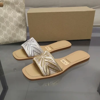  Новые квадратные тапочки с вышивкой с открытым носком для ношения модных повседневных пляжных сандалий с плоским дном Лето 2023