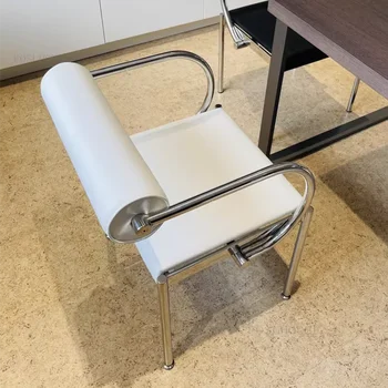 Промышленные металлические обеденные стулья для кофейни Дизайнерские коммерческие стулья со спинкой премиум-класса Простой бытовой стул для отеля