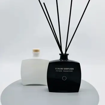 100 мл Черно-белая простая плоская бутылка для ароматерапии с вогнутым дном