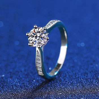 Seiko Версия S925 Обручальное кольцо из стерлингового серебра Микронабор Шесть когтей D Цвет 0,5/1/2 карата Обручальное кольцо из муассанита