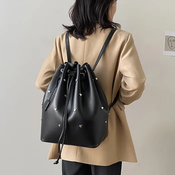  Лучший бренд Заклепки Сумки-ведра для женщин Высококачественная сумка через плечо из полиуретана Дизайнерский рюкзак Симпатичные кошельки и сумки Роскошный рюкзак
