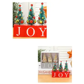 красочный декор рождественской елки миниатюрные елочные украшения радостные письма деревянные блоки сосновая хвоя симуляция праздник